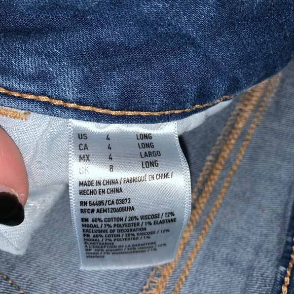 American Eagle Light Jeans - Picture 3 of 4